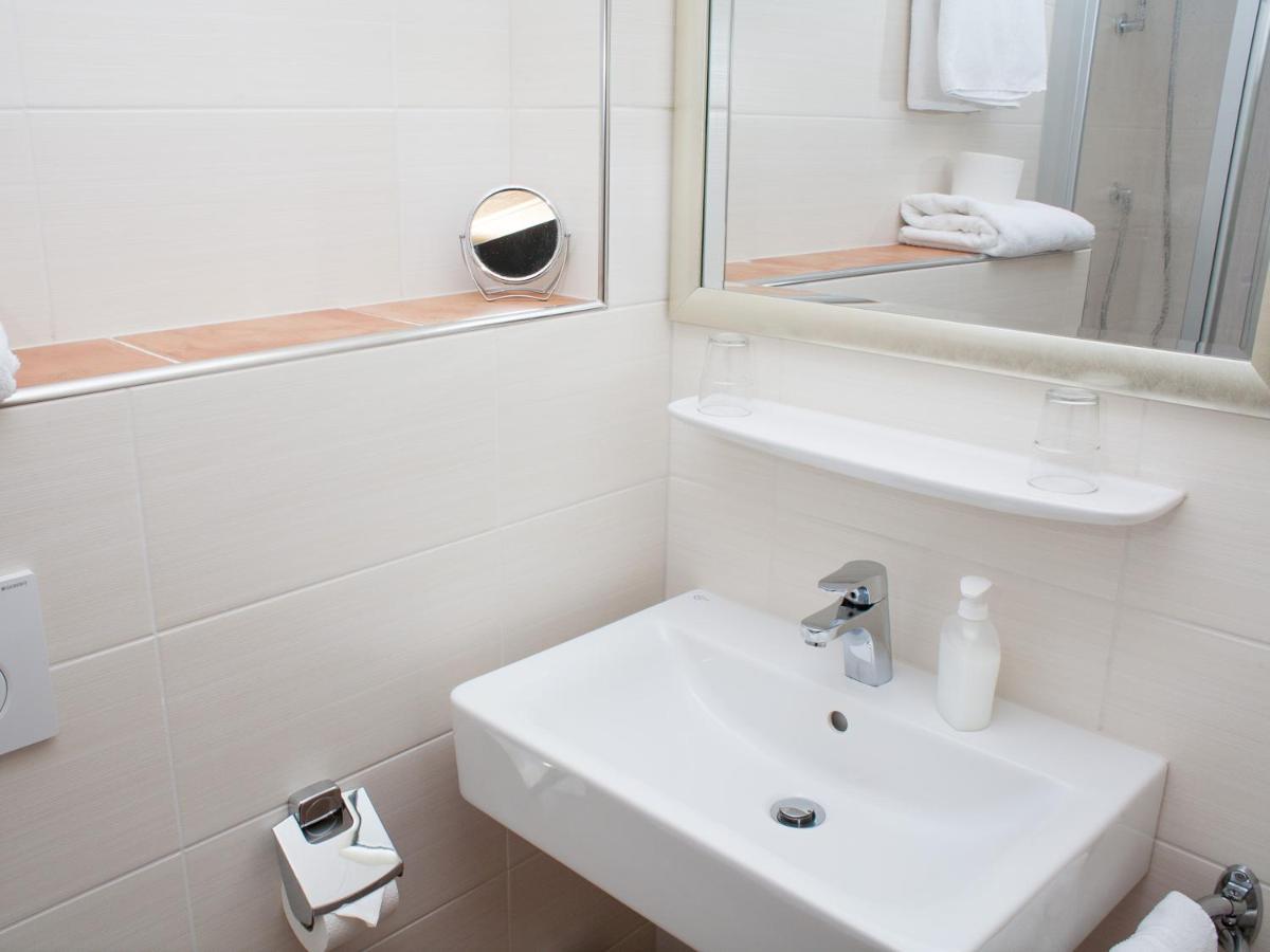 Gasthof Zur Behringersmuhle Hotel Goessweinstein Luaran gambar